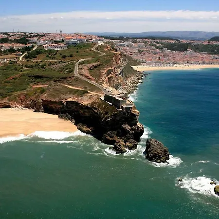 Cantinho Praia Do Norte Ferienhaus